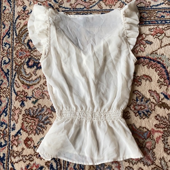 H&M Divided Cream Ruffle Blouse (Size 2) - Picture 4 of 5